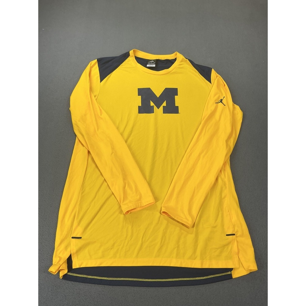 Michigan Wolverines Shirt Mens L Yellow NCAA Basketball‎ Jordan Indonesia